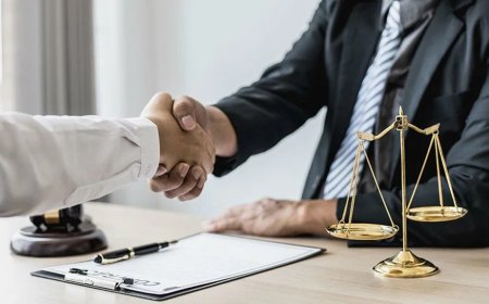 Hiring Legal Help: Smart Tips for Overseas Pakistani to Find the Right Attorney